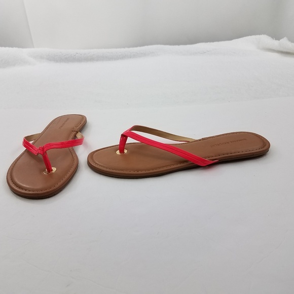 banana republic flip flops